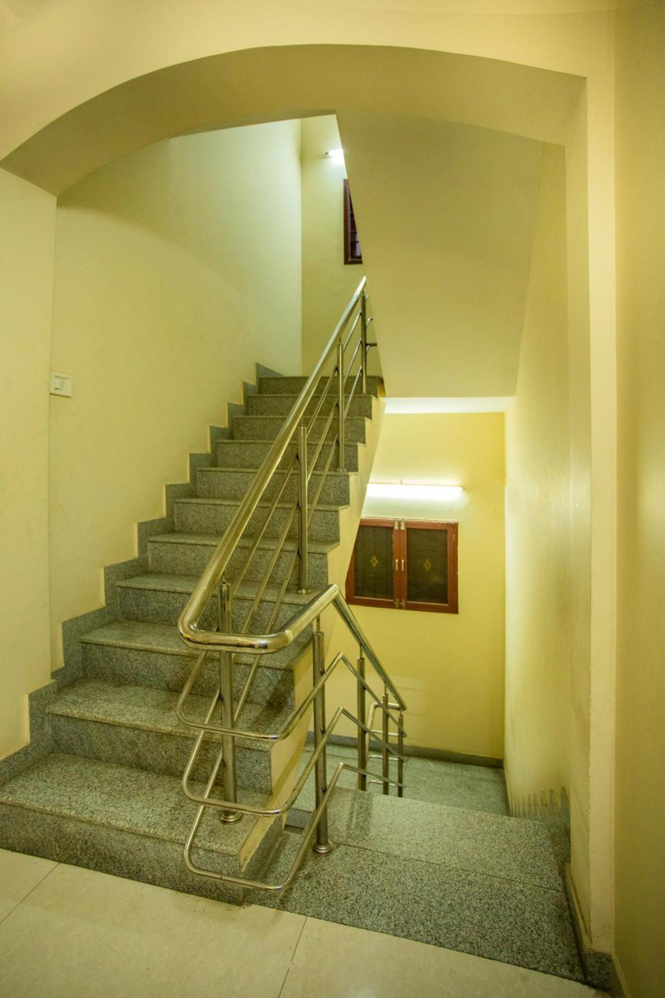 Hotel Its South East Residency Chennai Esterno foto